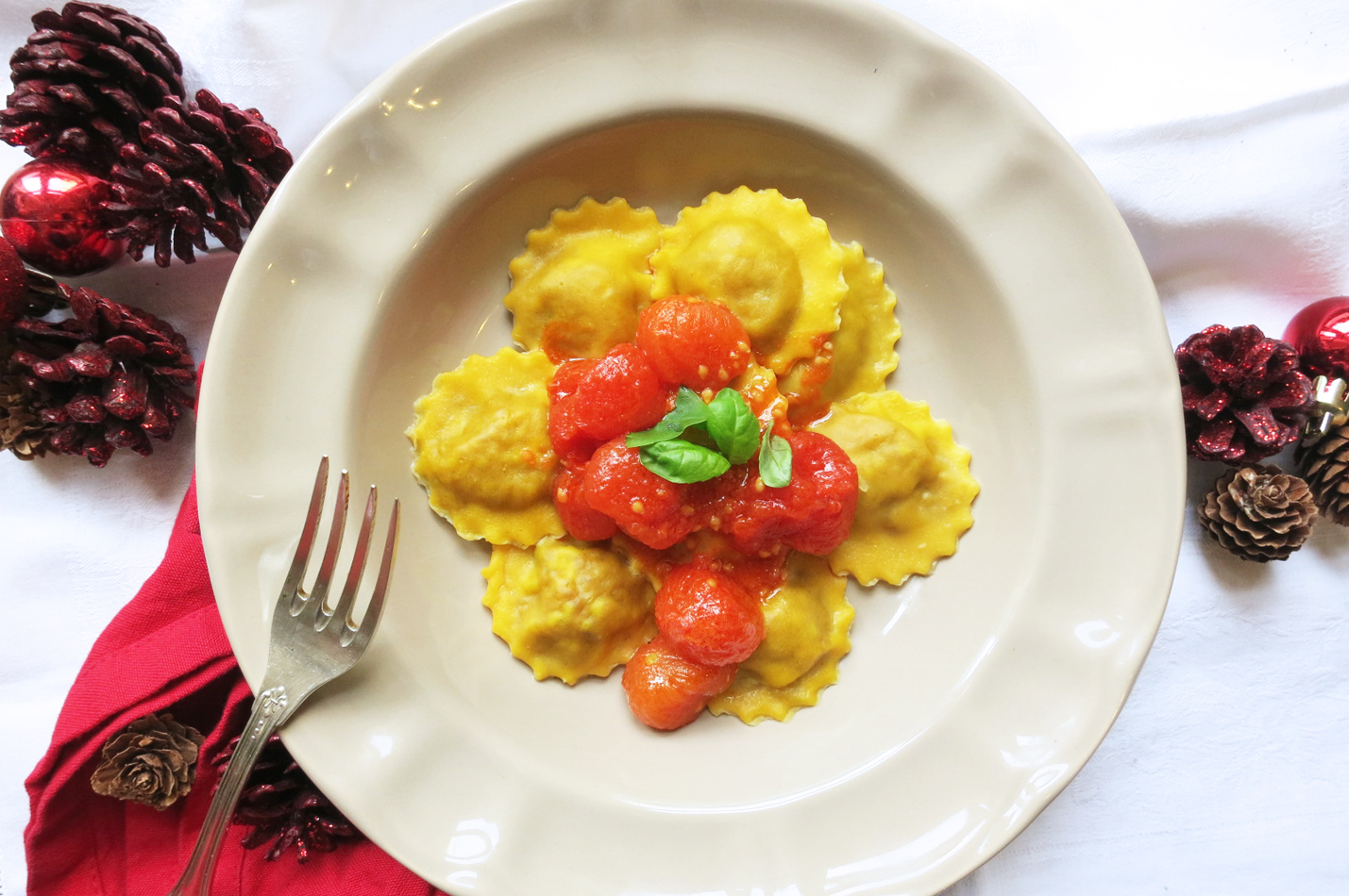 ravioli di totano con sugo di pomodoro