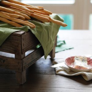 grissini con chutney di pere e gorgonzola