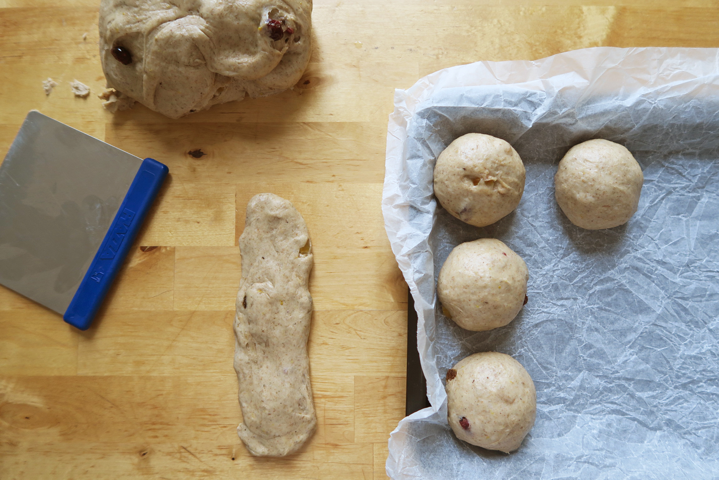 hot cross buns