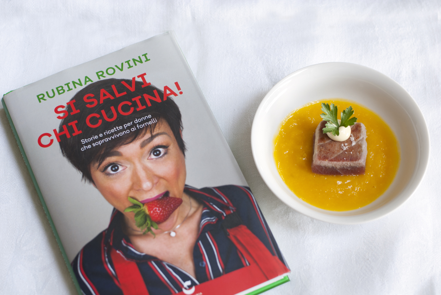 tonno scottato con sale di maldon, maionese e mango