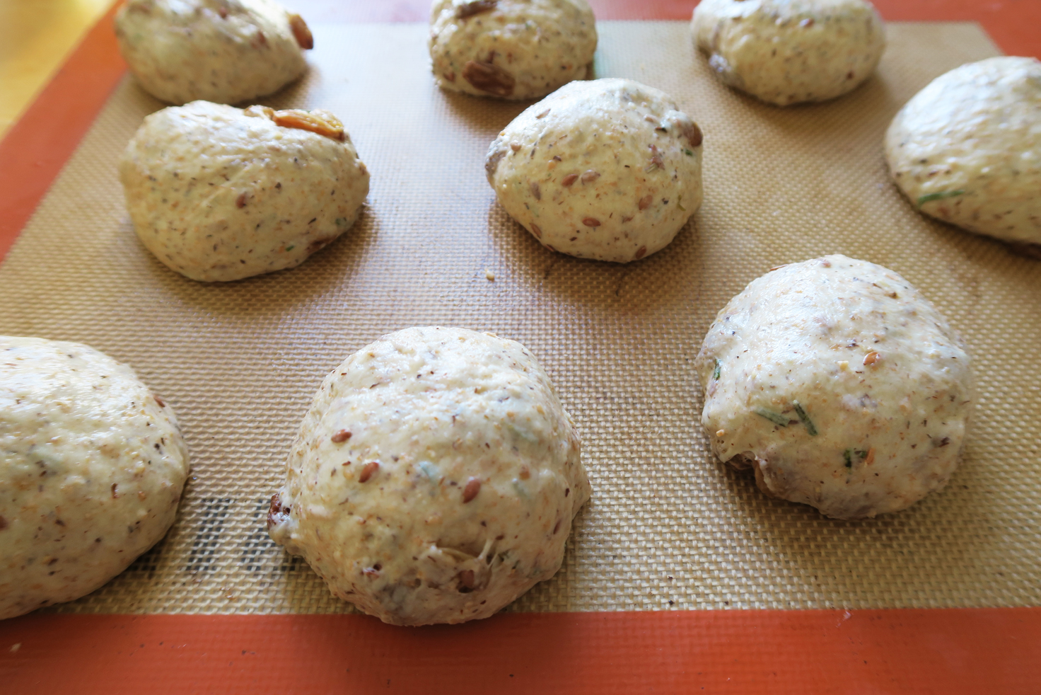 pan di ramerino con uvetta e rosmarino